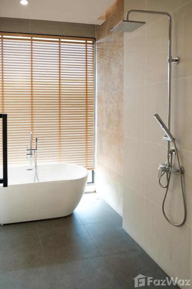 รูป Sophisticated 3-Bedroom Modern Tropical Villa in Chalong 6381537 - รูปที่ 17/30