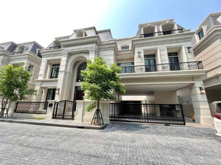 Houses for sale : 📣📣 For Sale The Welton rama 3 Luxury detached house 3-story 5 bedrooms with Lift (Typing 0974164645, Line: JKJK4645 instead of clicking the button.