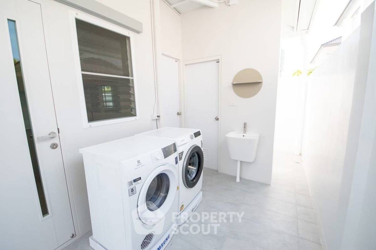 รูป บ้าน 4 ห้องนอน 180 ตร.ม. พร้อมเลี้ยงสัตว์ Villaggio 3 ศรีนครินทร์-บางนา (ID 2933709) - รูปที่ 15/30