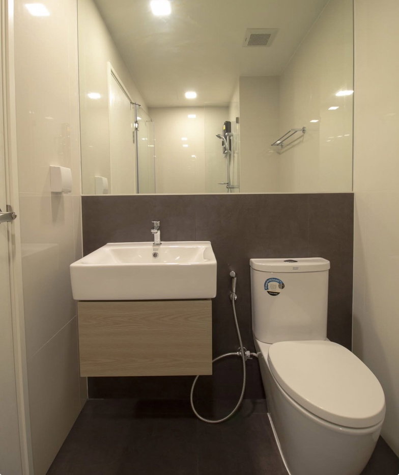 picture Chambers On Nut             Station  - 3/5