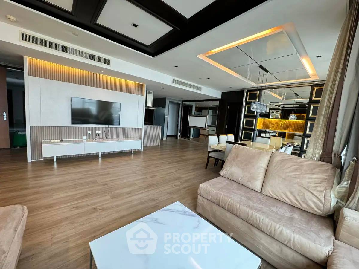 รูป คอนโด 3 ห้องนอน 152 ตร.ม. พร้อมเลี้ยงสัตว์ ที่ Fullerton Sukhumvit ใกล้ BTS เอกมัย 400 ม. (ID 2873652) - รูปที่ 3/15