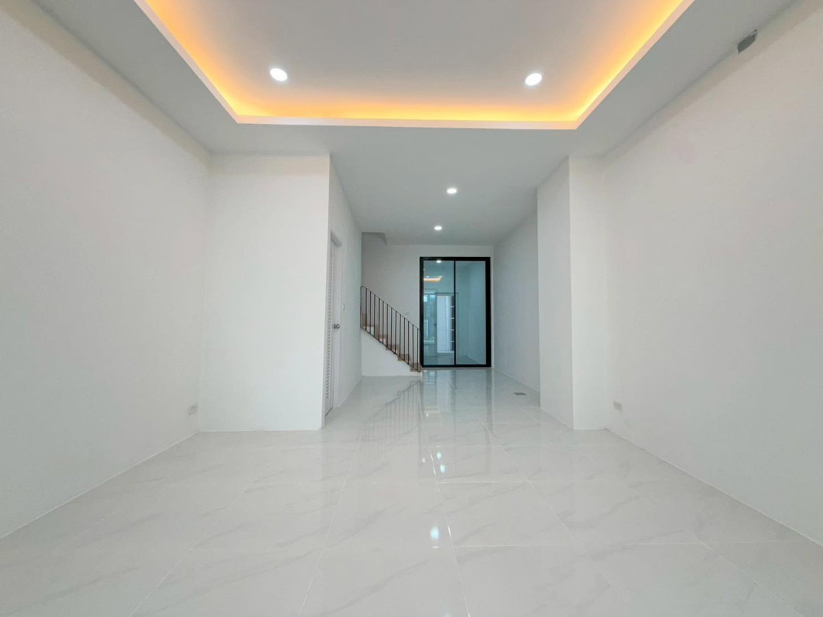 รูป หมู่บ้านพิพรพงษ์ ทาวน์เฮาส์ 2 ชั้น ถนนวิภาวดี-รังสิต ซอยวิภาวดี-รังสิต 84 ดอนเมือง รีโนเวทใหม่ ทำเลดี - รูปที่ 5/32