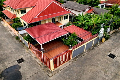 บ้านเดี่ยวให้เช่า : ซีคอนสแควร์ 2กม.BTSอุดมสุข 1.9กม.บ้านเดี่ยว 2 ชั้น 6 นอน 3 น้ำ 100 ตร.วา.500 ตร.ม.ใกล้รร.นานาชาติกลอรี่สิงคโปร์ 700 ม