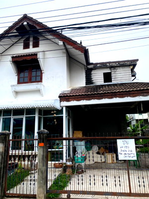 บ้านเดี่ยว ถนนรัชดา-รามอินทรา : ขายบ้านเดี่ยว 2 ชั้น โครงการหมู่บ้านซื่อตรง 28