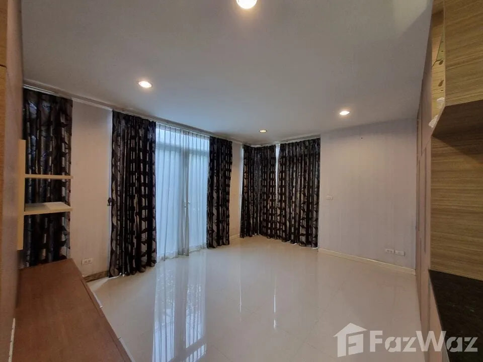 picture ultra luxury house 3bed 3bath 1790906 - 5/7