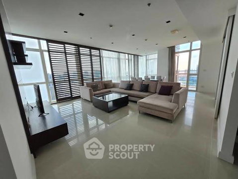 38th-Floor 3-BR 216 Sqm At Athenee Residence, 200m To BTS Phloen Chit (ID 2932944)