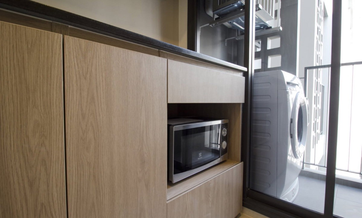 picture Chambers On Nut             Station  - 5/5