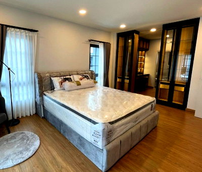 เช่าบ้านเดี่ยว ถนนเพชรบุรี กรุงเทพฯ : LTH14989 Luxury House for Rent Bangna | Family Home Luxury | Near BTS Bangna | 130,000 THB/Month 