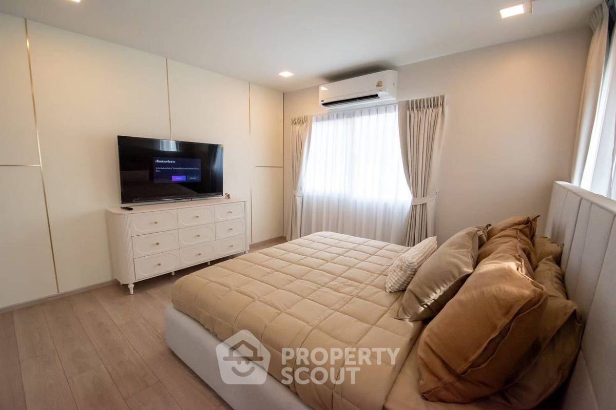 รูป บ้าน 4 ห้องนอน 180 ตร.ม. พร้อมเลี้ยงสัตว์ Villaggio 3 ศรีนครินทร์-บางนา (ID 2933709) - รูปที่ 16/30