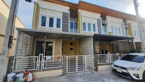 ND0671 🏡🌴ปล่อยเช่า ทาวน์โฮม 2 ชั้น โครงการ โกลเด้น ทาวน์ ศรีนครินทร์-สุขุมวิท หลังมุม🏡