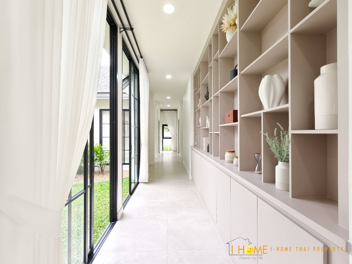 รูป ขายบ้านเดี่ยวชั้นเดียว นอกโครงการ  ใกล้สิ่งอำนวยความสะดวก ตลาด ห้างสรรพสินค้า   #CMR100282  - รูปที่ 18/41