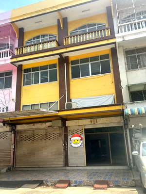ทาวน์โฮมให้เช่า : 🏡✨ ขาย / เช่า ทาวน์โฮม 3.5 ชั้น “ม.อรุณธร” 3 ห้องนอน 2 ห้องน้ำ ทำเลดีมาก ใกล้สุขาภิบาล 5 เข้า-ออกได้หลายเส้นทาง ✨