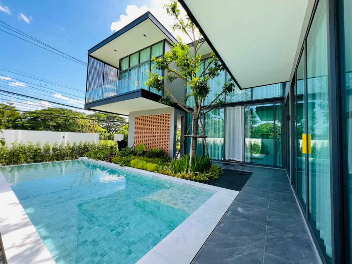 รูป ให้เช่า Pool Villa สองชั้นหลังใหญ่ บ้านในโครงการ พร้อมระบบรักษาความปลอดภัยที่ดีเยี่ยม #A7-V0078 - รูปที่ 2/5
