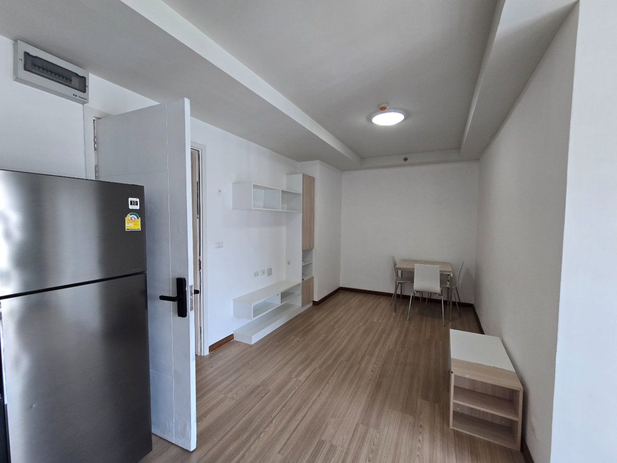 รูป 🔥 ขาย !!! 2 ห้องนอน ชั้น 25  เจคอนโด สาทร–กัลปพฤกษ์ เพียง 2.75 ล้าน (Condo for Sale – High Floor Pool View | Rare Unit!) - รูปที่ 14/23