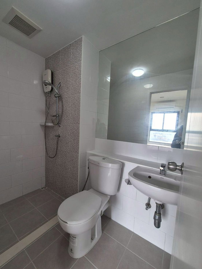 picture Plum Condo Central Station Phase 2 - 7/7