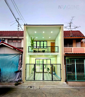 ขายทาวน์โฮม : ขายทาวน์เฮาส์ โครงการ พระปิ่น 3 2 ชั้น 3 ห้องนอน 2 ห้องน้ำ