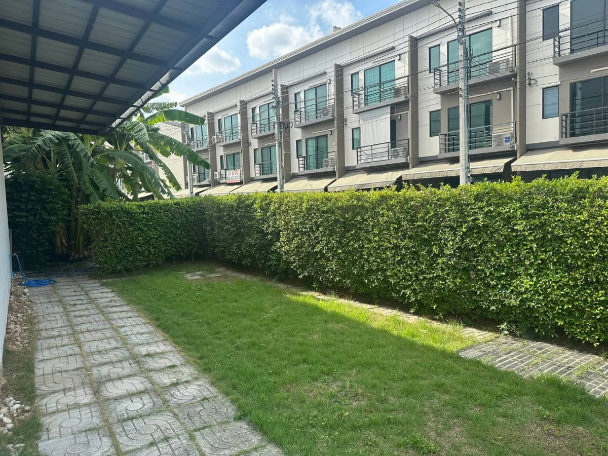 รูป บ้านทาวน์โฮม (บ้านกลางเมือง ศรีนครินทร์ - อ่อนนุช)**ใกล้ซีคอนสแควร์ - รูปที่ 8/18