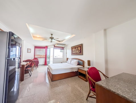 Somphong Condotel Studio for Rent Na Jomtien Sea View Condo
