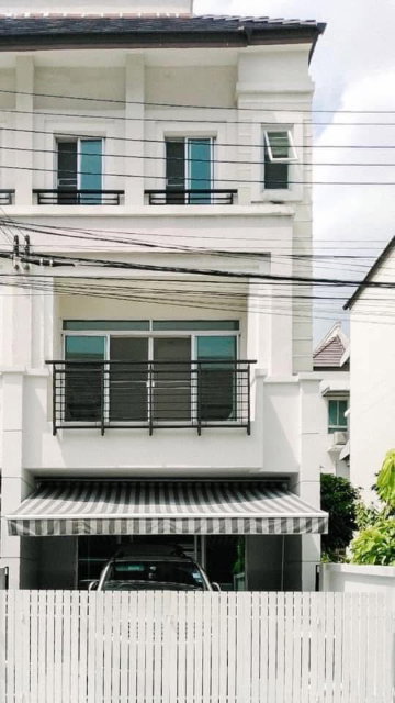 รูป ขายด่วน! ทาวน์โฮม 3 ชั้น ทำเลพระราม 9–กรุงเทพกรีฑา บ้านกลางเมือง เออร์บาเนี่ยน ราคาดีเพียง 4.2 ลบ.  - รูปที่ 4/17