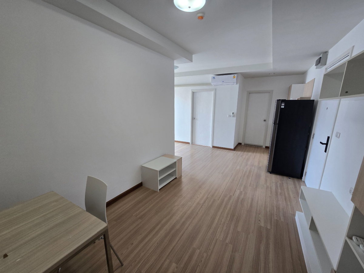 รูป 🔥 ขาย !!! 2 ห้องนอน ชั้น 25  เจคอนโด สาทร–กัลปพฤกษ์ เพียง 2.75 ล้าน (Condo for Sale – High Floor Pool View | Rare Unit!) - รูปที่ 16/23