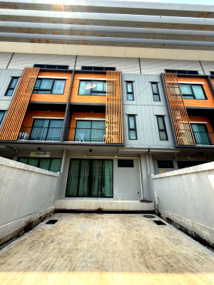 ขายทาวน์โฮม : ขายทาวน์โฮม 3 ชั้น Eco Space บางนา-วงแหวน ทำเลดี เดินทางสะดวก ใกล้ Mega Bangna
