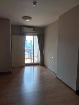 P-100553 — For Sale: Supalai Park Ratchayothin Condo 24th Floor Near BTS Ratchayothin. 085-592-2897 Line: @easythaihome