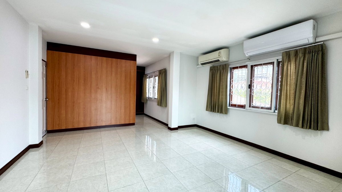 รูป ให้เช่าบ้านเดี่ยว 2 ชั้น หมู่บ้านเคหะนคร 3 พัฒนาการ 50 รีโนเวทใหม่ เลี้ยงสัตว์ได้ (Rt-01) - รูปที่ 8/19