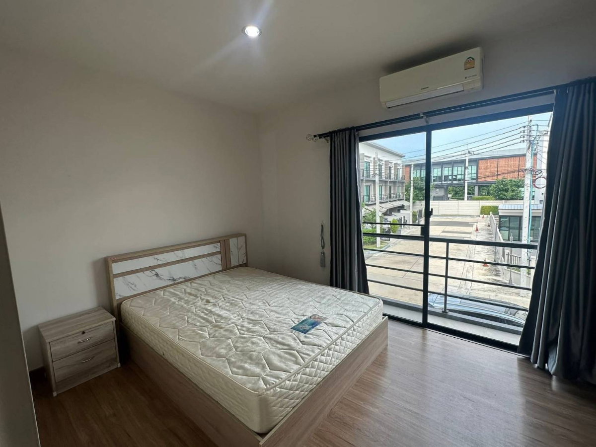 รูป บ้านทาวน์โฮม (บ้านกลางเมือง ศรีนครินทร์ - อ่อนนุช)**ใกล้ซีคอนสแควร์ - รูปที่ 10/18