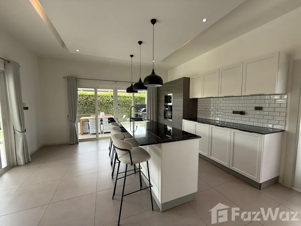 picture Modern 3-Bedroom Corner Pool Villa at Mali Prestige 6382780 - 10/25