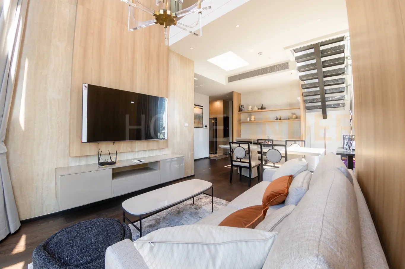 รูป LAVIQ Sukhumvit 57 2 bedrooms, for sale - รูปที่ 2/10