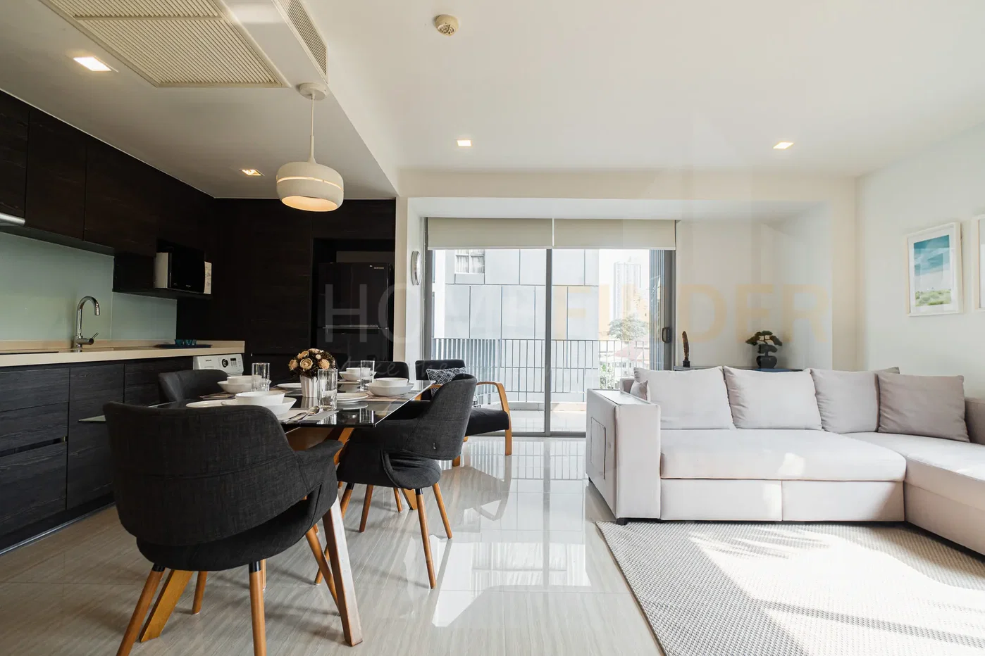 picture Downtown 49 2 bedrooms, for rent - 3/7