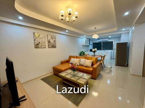 72 sqm 2 Bedroom Condo on 14th Floor in Huai Khwang Bangkok