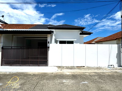 บ้านแฝด ภูเก็ต : ภูเก็ตวิลล่าสวนหลวง Phuket Villa Suanluang (หลังมุม) บ้านแฝดชั้นเดียวรีโนเวทใหม่ ทำเลใกล้สวนหลวง ห่างจากเซ็นทรัลเพียง 2.5 กิโลเมตร