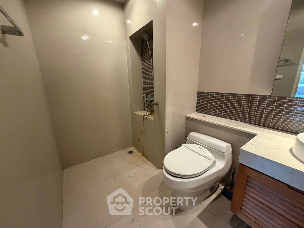 รูป คอนโด 2 ห้องนอน โครงการ The Rise Sukhumvit 39 ใกล้ BTS พร้อมพงษ์ 📍 (ID 2465753) - รูปที่ 8/9