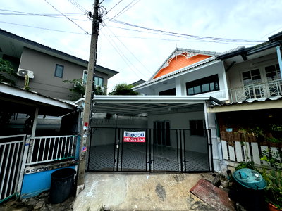 Houses for sale Nonthaburi : Owner post / Urgent sale, newly renovated house, 2 floors, Pruksa 14, beautiful house, ready to move in, free transfer fee, willing to accept agents.