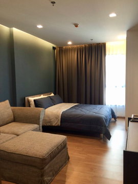ขาย Fuse Chan-Sathorn ห้องสวย ราคาดีมาก ตกแต่งเฟอร์ครบ วิวสระว่ายน้ำ !!! DS3147 | line @dstay