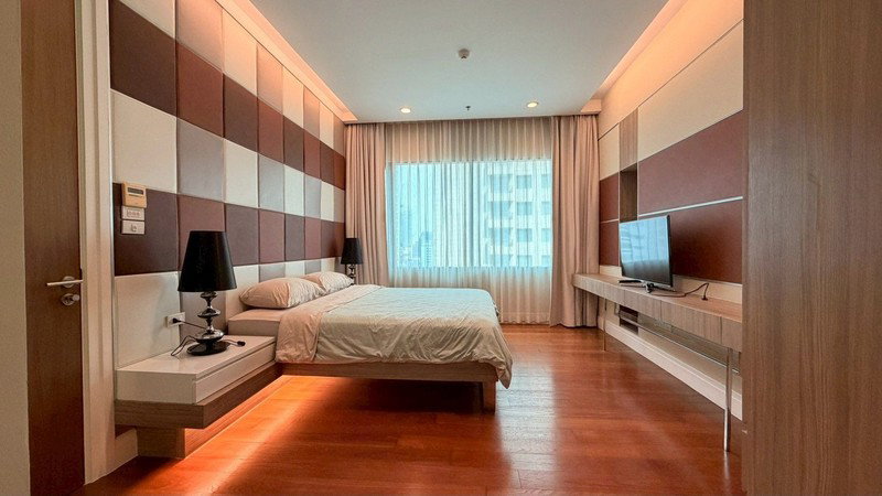 picture S040026 Bright Sukhumvit 24 - 5/8