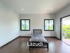 listing thumbnail image 32