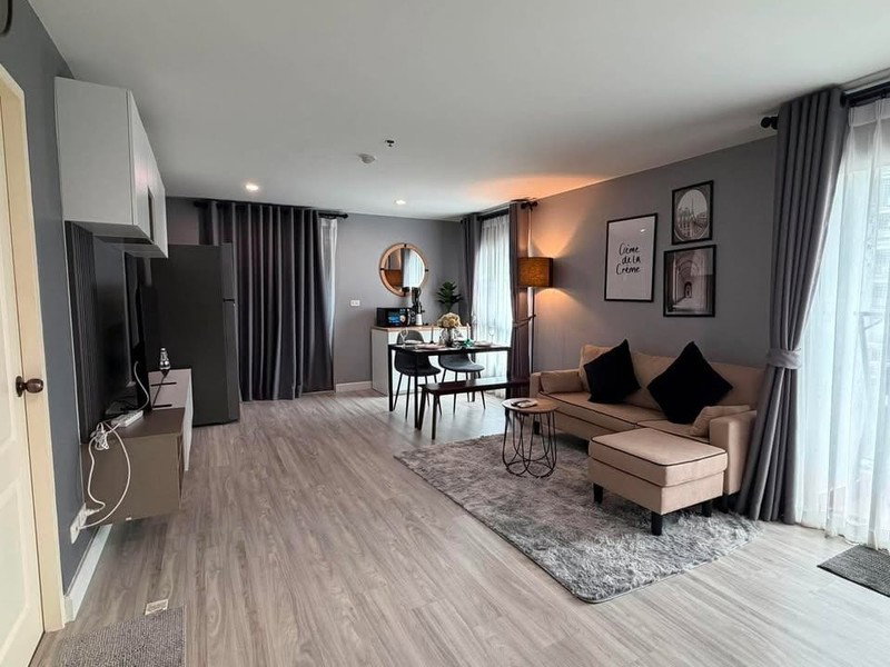 picture A010162 Regent Home 7/2 - 7/8