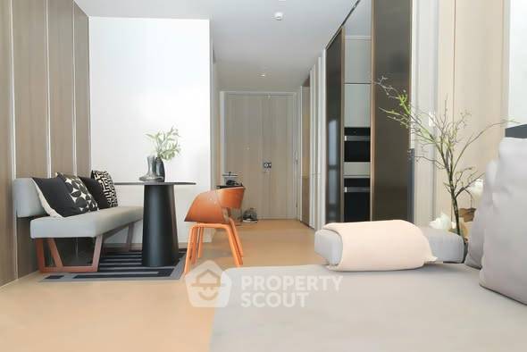 รูป คอนโด 2 ห้องนอน The Reserve Sathorn ใกล้ BTS ศาลาแดง (ID 2939624) - รูปที่ 2/10