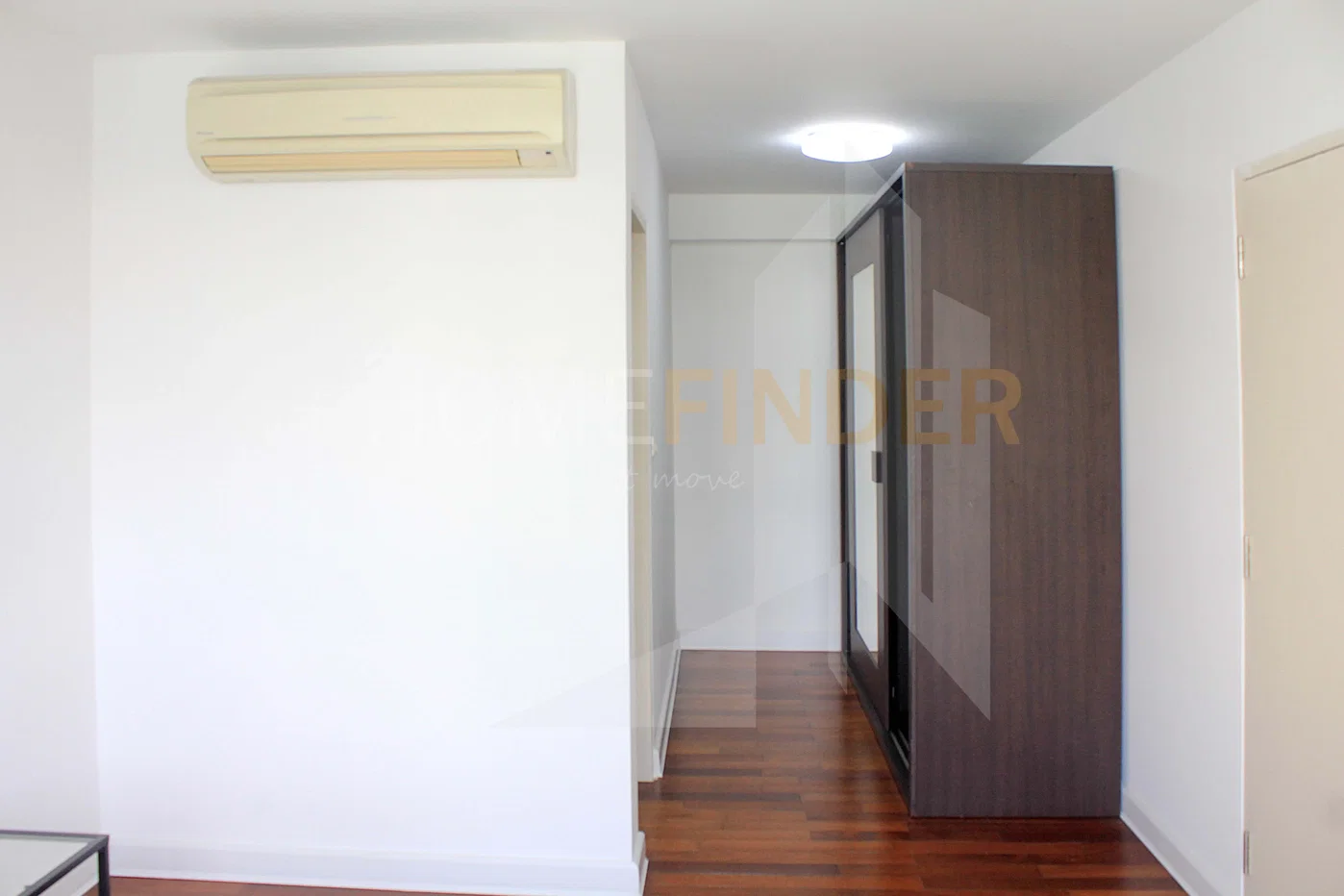 picture The 49 Plus 2 1 bedroom, for rent - 23/24