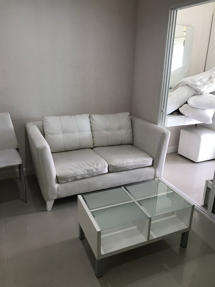 picture The Lake Metropark             Sathorn  - 7/10