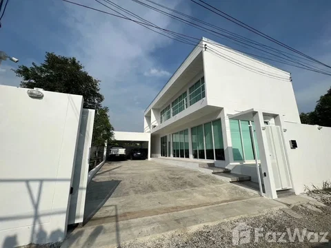 5 Bedroom House for sale in Lat Krabang, Bangkok  6380140