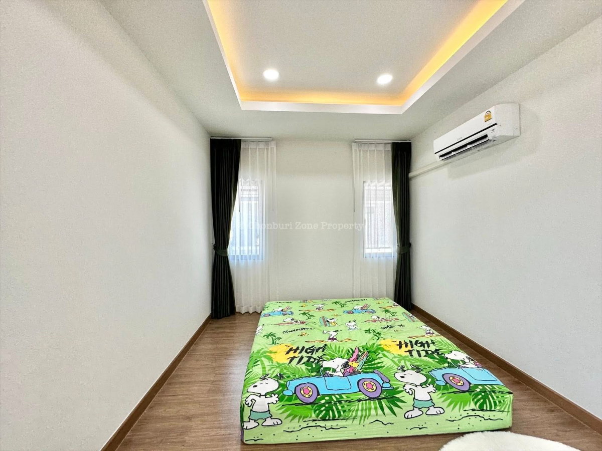 รูป ขายบ้านเดี่ยวหลังใหญ่ พื้นที่เยอะมาก ม.มณีรินทร์ไพรเวทซี่ ศรีราชา - รูปที่ 12/31