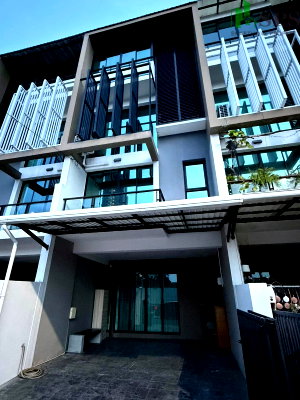 ทาวน์โฮมให้เช่า : ทาวน์โฮม ให้เช่า Blesstown Sukhumvit 50 (SPSJP369)