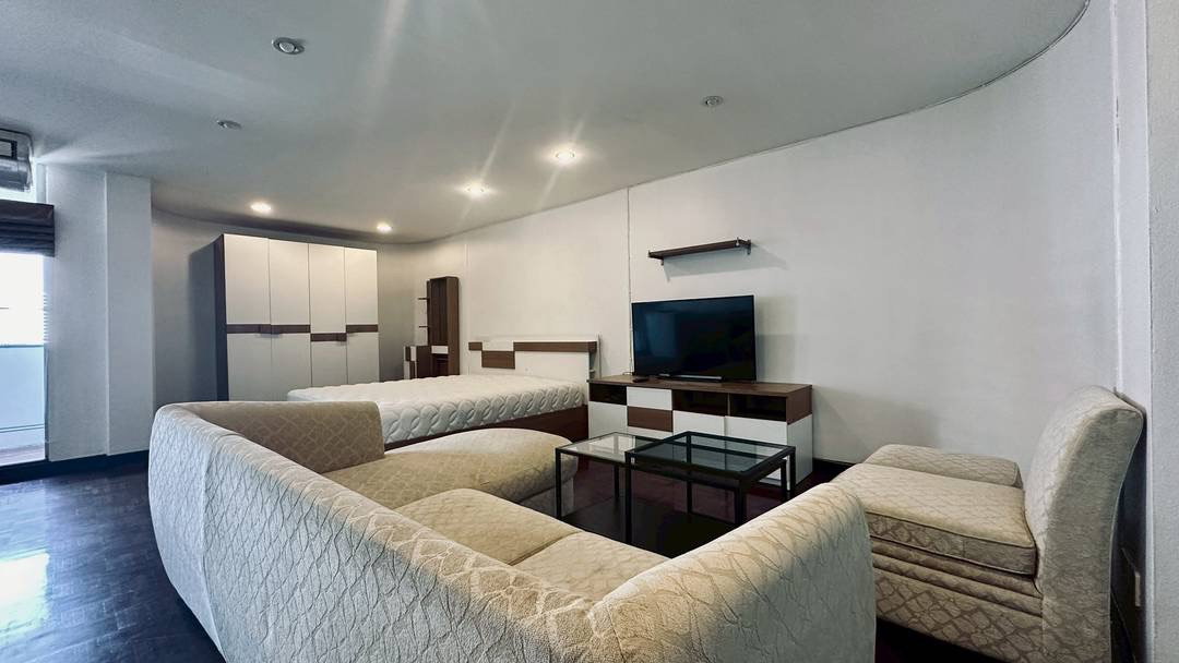 picture Code: KJ9005 for rent ITF Silom Palace // Line ID: @kjcondo (with @) // - 4/8