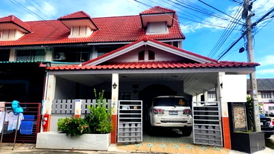 Townhouses for sale Samut Prakarn : 🔥2-Storey Corner Townhome for Sale at Denchai Condo Town Bangpoo – Fully Extended and Ready to Move In