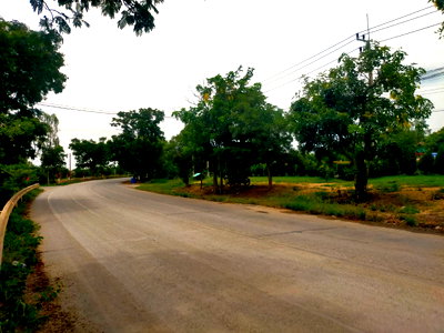 Land for sale Rojana Industrial Park : 🟢For Sale: Land with title deed, 10,000 rai of sand pit. Selling as a lot at 280,000 baht per rai. Bang Sai District, Ayutthaya Province.ts. CV666