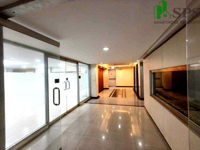 Office for rent : For Rent: Office Space near MRT Lat Phrao Station (only 120 meters) (SPSSR222)