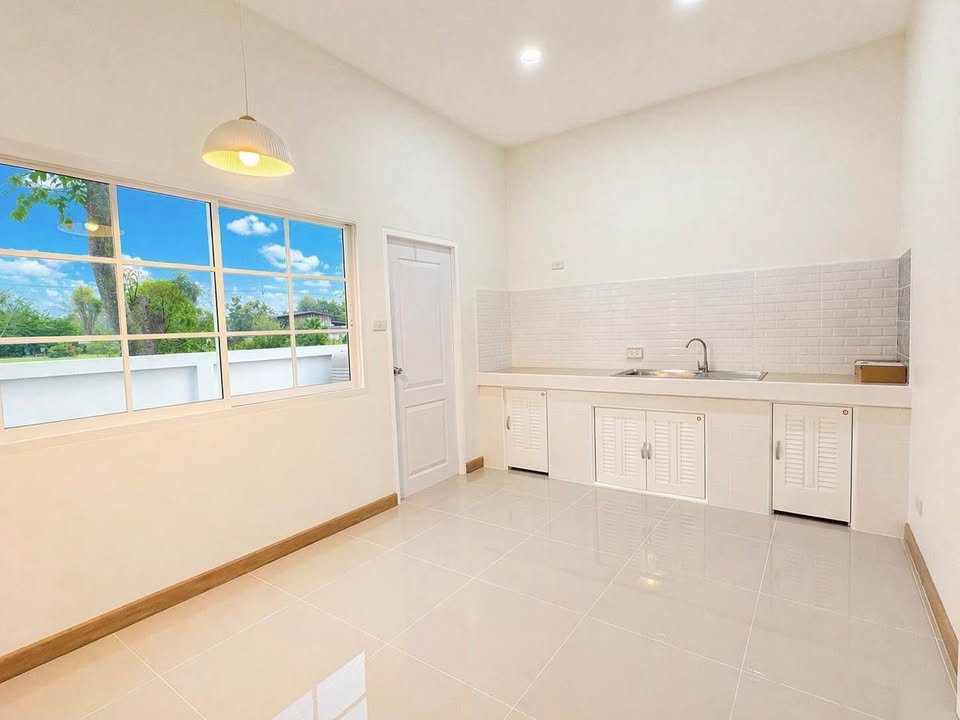 รูป ขายบ้านเดี่ยวชั้นเดียวนอกโครงการ บ้านมือหนึ่งออกแบบรูปทรงที่ทันสมัย #CSP100920 - รูปที่ 8/12
